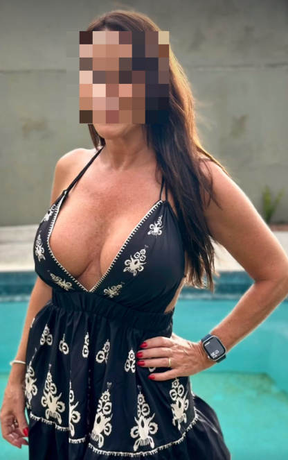 מארחת מדהימה בנתניה