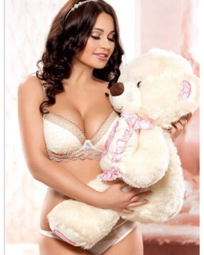 סינדי פצצת על בראשון