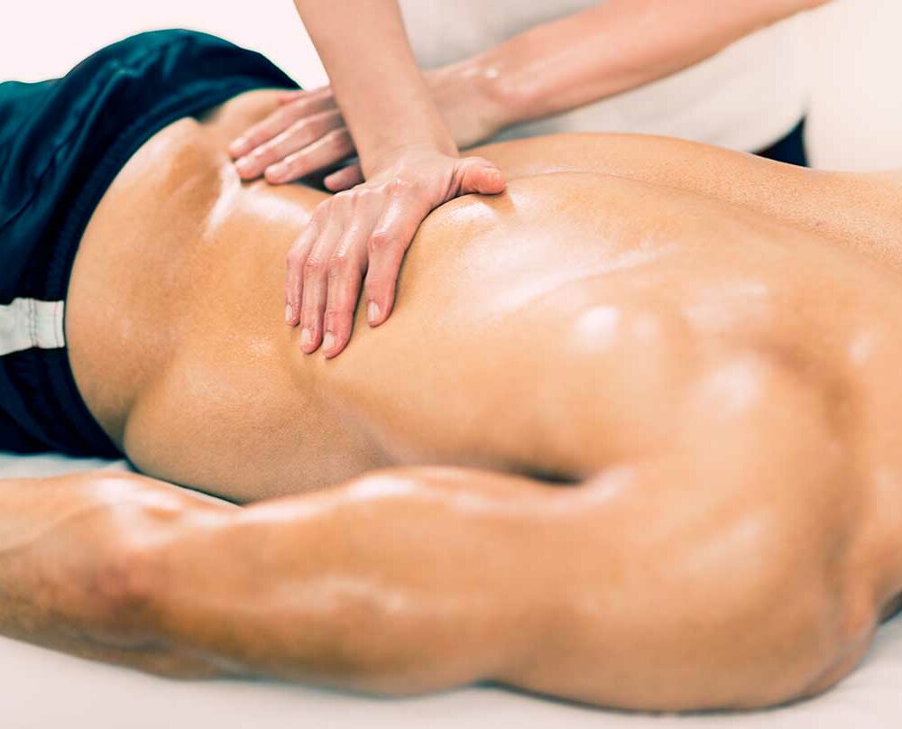 Male Sports Massage 1 1000x808 | מיטב המעסים והמעסות בישראל