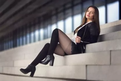 ג'ני מחכה לך בדירה דיסקרטית ביבנה