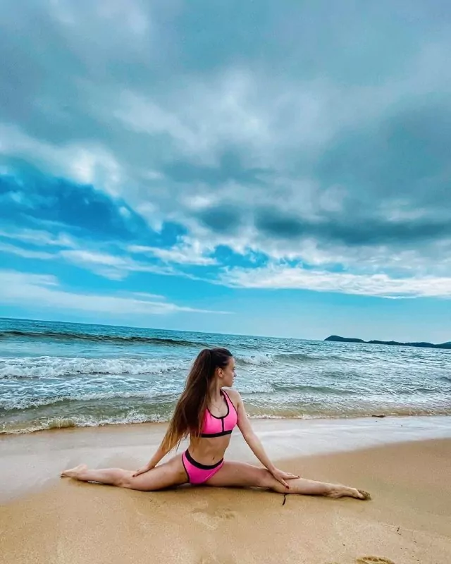 קריסטי תגיע אליך תוך חצי שעה קריסטי תגיע אליך תוך חצי שעה