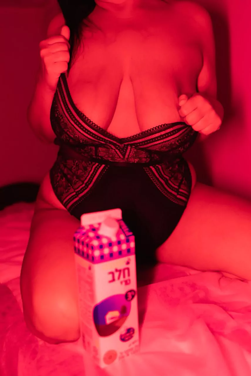 עיסוי בפתח תקווה ב 4 ידים עיסוי בפתח תקווה ב 4 ידים