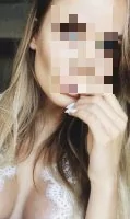 אליה בדירה דיסקרטית בהרצליה